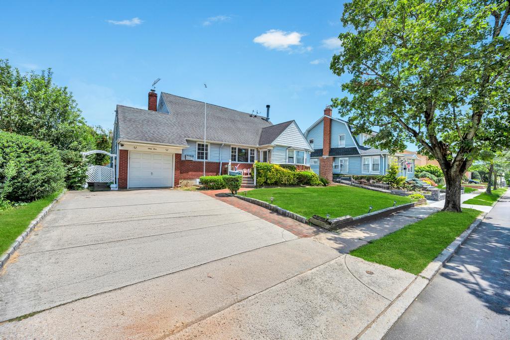 #4 photo, 64 Hodson Avenue, ナッソー郡 Lynbrook , NY 11563