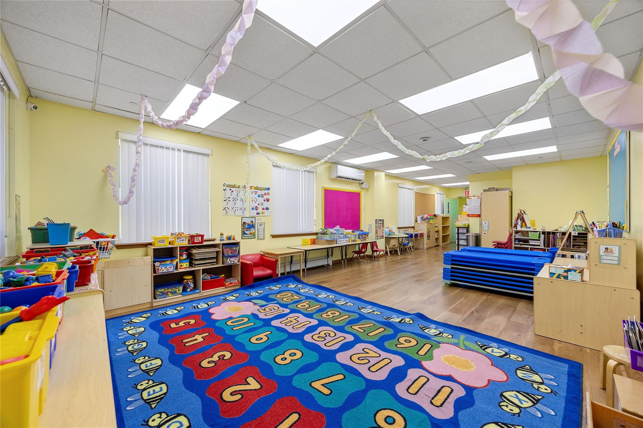 #3 photo, 880 60th Street, ブルックリン区 Brooklyn , NY 11220