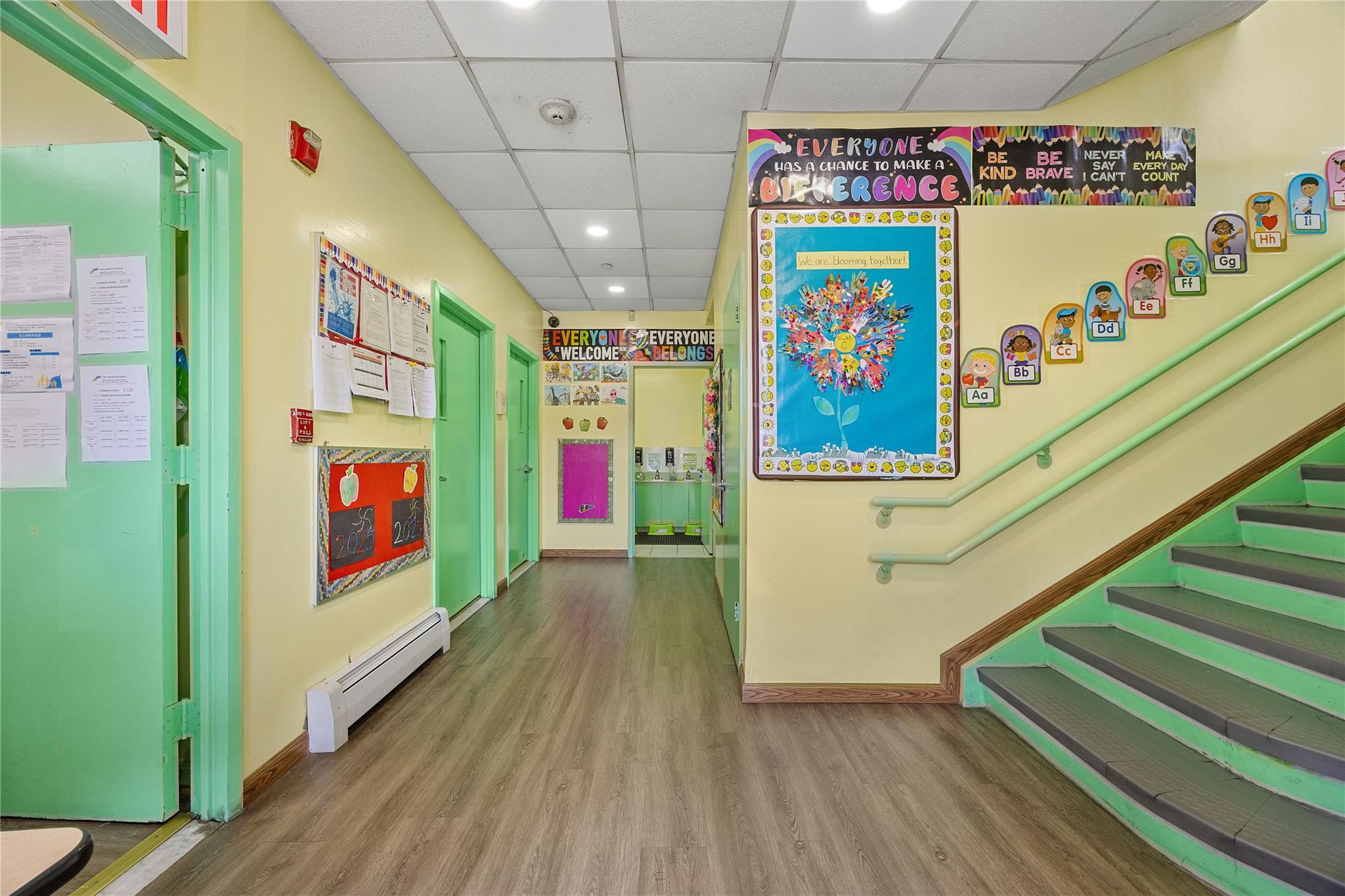 #4 photo, 880 60th Street, ブルックリン区 Brooklyn , NY 11220