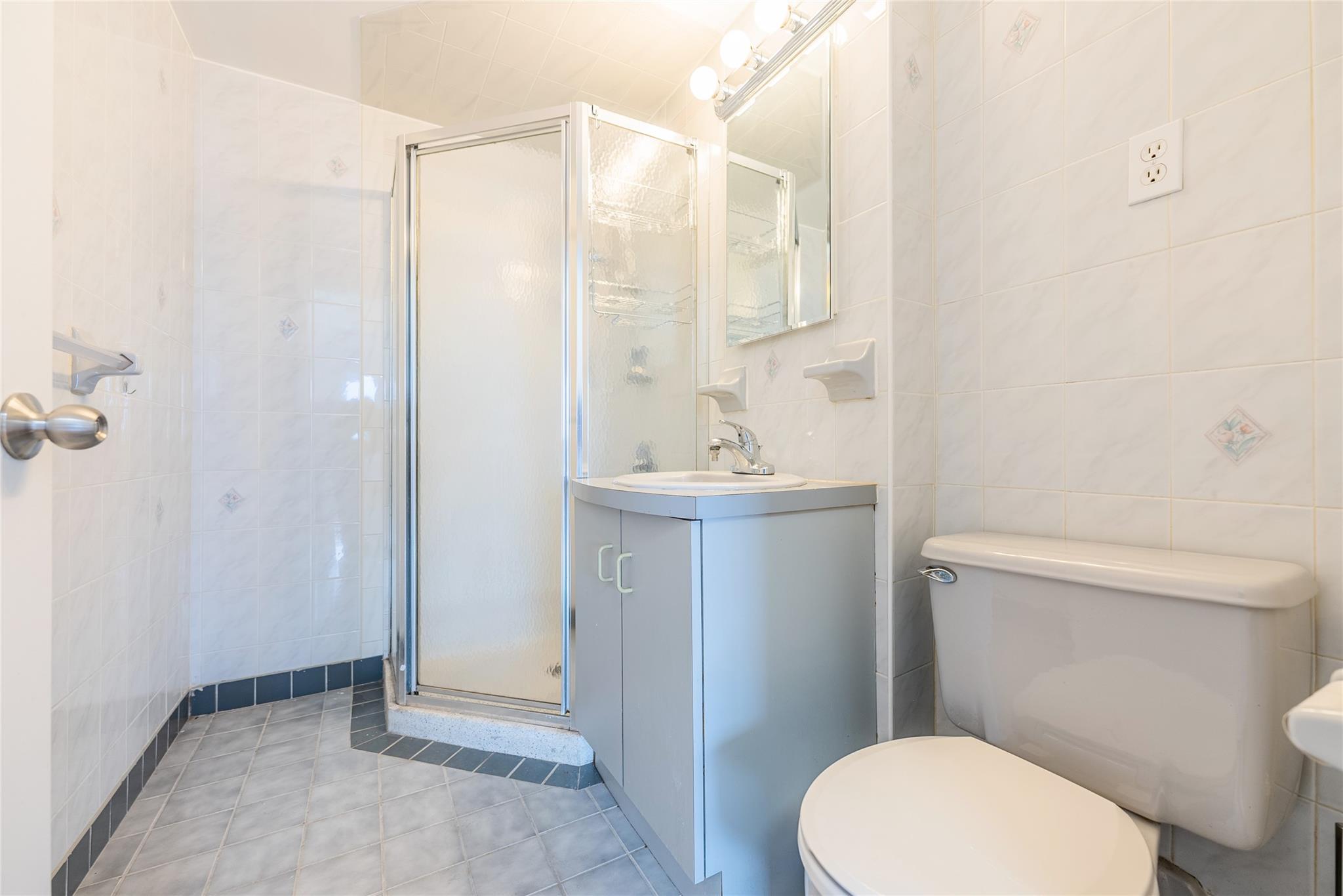 #12 photo, 5409 108th Street, クイーンズ区 Corona , NY 11368