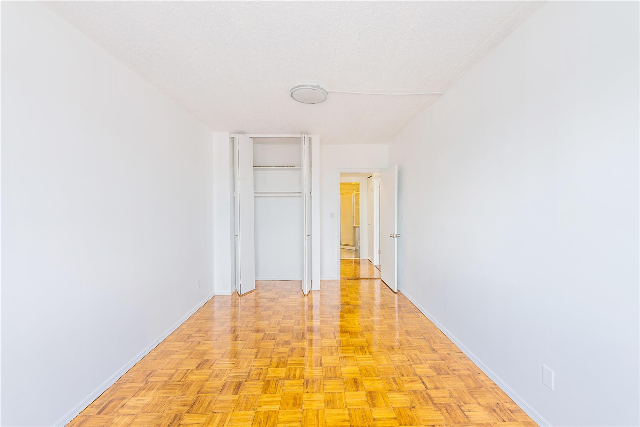 #19 photo, 5409 108th Street, クイーンズ区 Corona , NY 11368