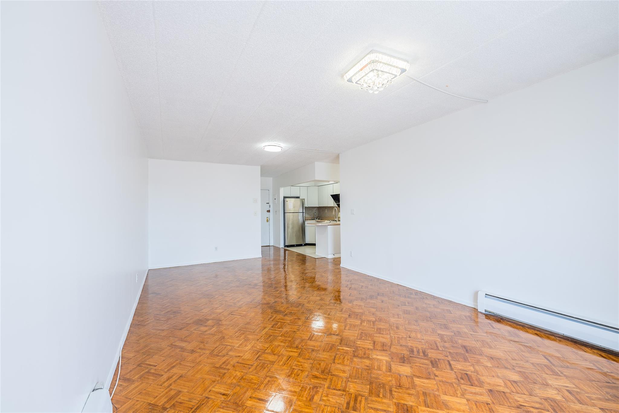 #4 photo, 5409 108th Street, クイーンズ区 Corona , NY 11368