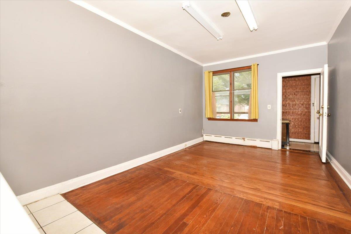 #7 photo, 85-76 66th Road, Rego Park , NY 11374