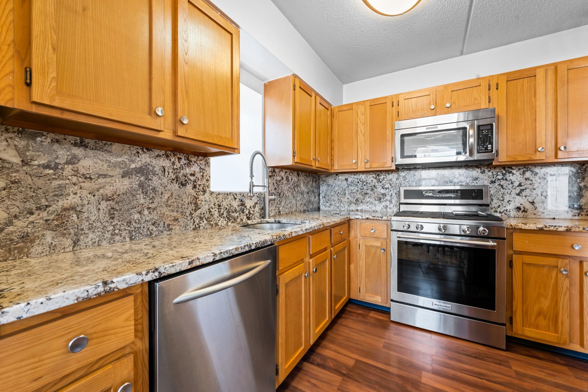 #17 photo, 2235 Frederick Douglass Boulevard, マンハッタン New York (Manhattan) , NY 10027