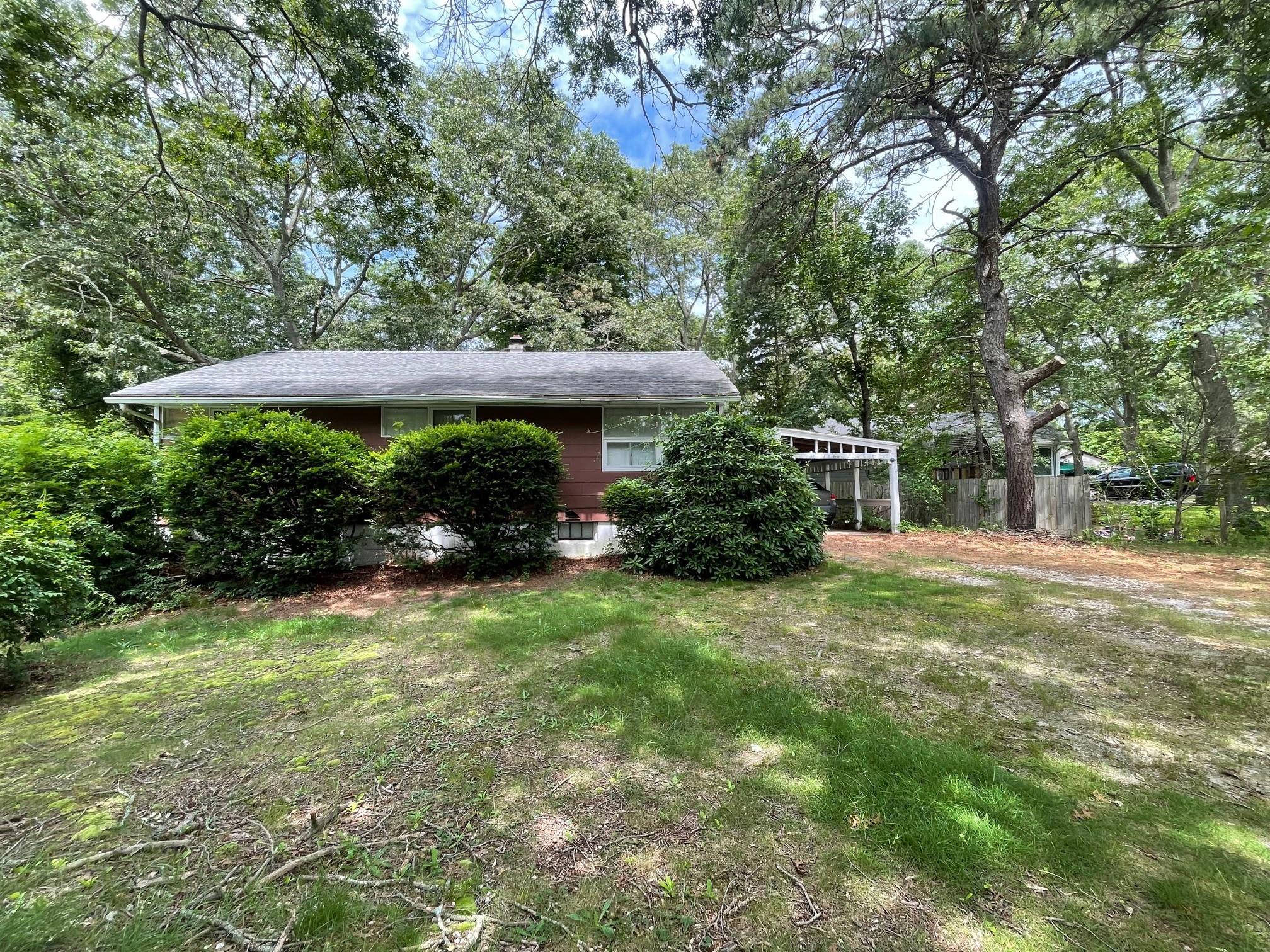 #1 photo, 5 Birch Court, 東長島 Riverhead , NY 11901