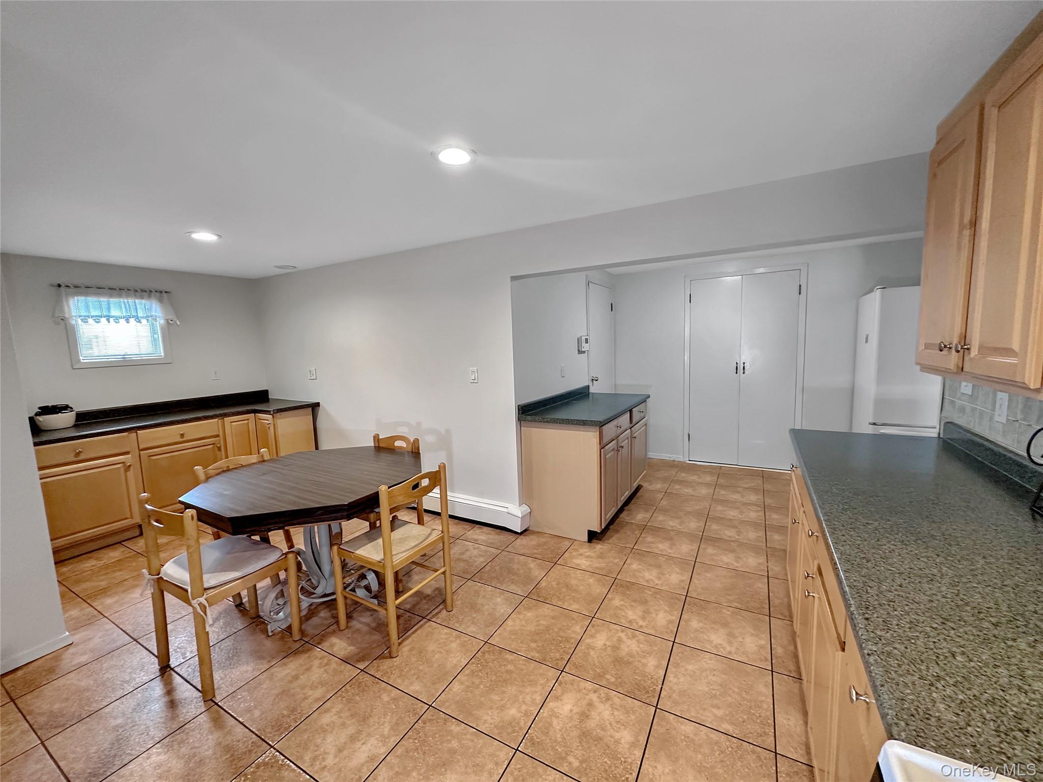 #20 photo, 57 S Crescent Drive, サフォーク郡 Farmingdale , NY 11735