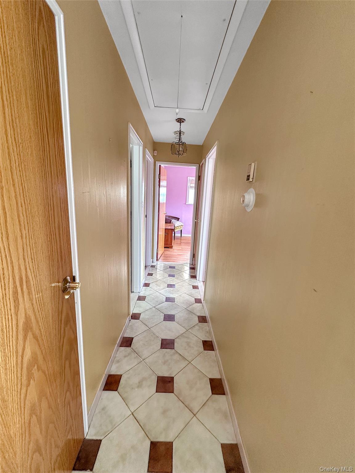 #9 photo, 57 S Crescent Drive, サフォーク郡 Farmingdale , NY 11735