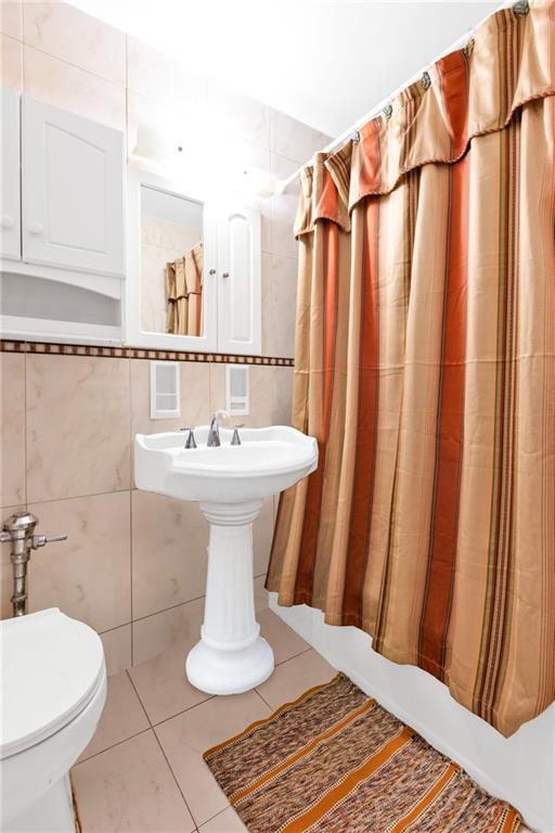 #16 photo, 2580 Ocean Parkway, Brooklyn , NY 11235