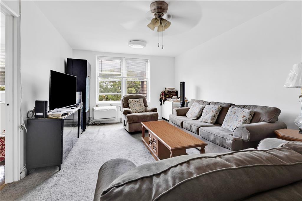 #3 photo, 2580 Ocean Parkway, Brooklyn , NY 11235