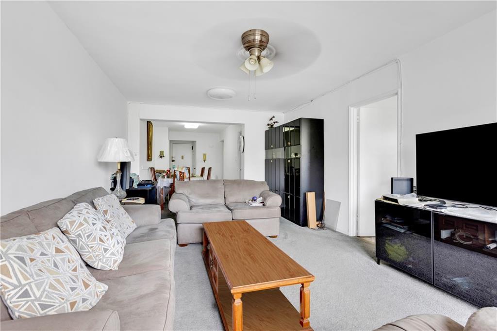 #6 photo, 2580 Ocean Parkway, Brooklyn , NY 11235