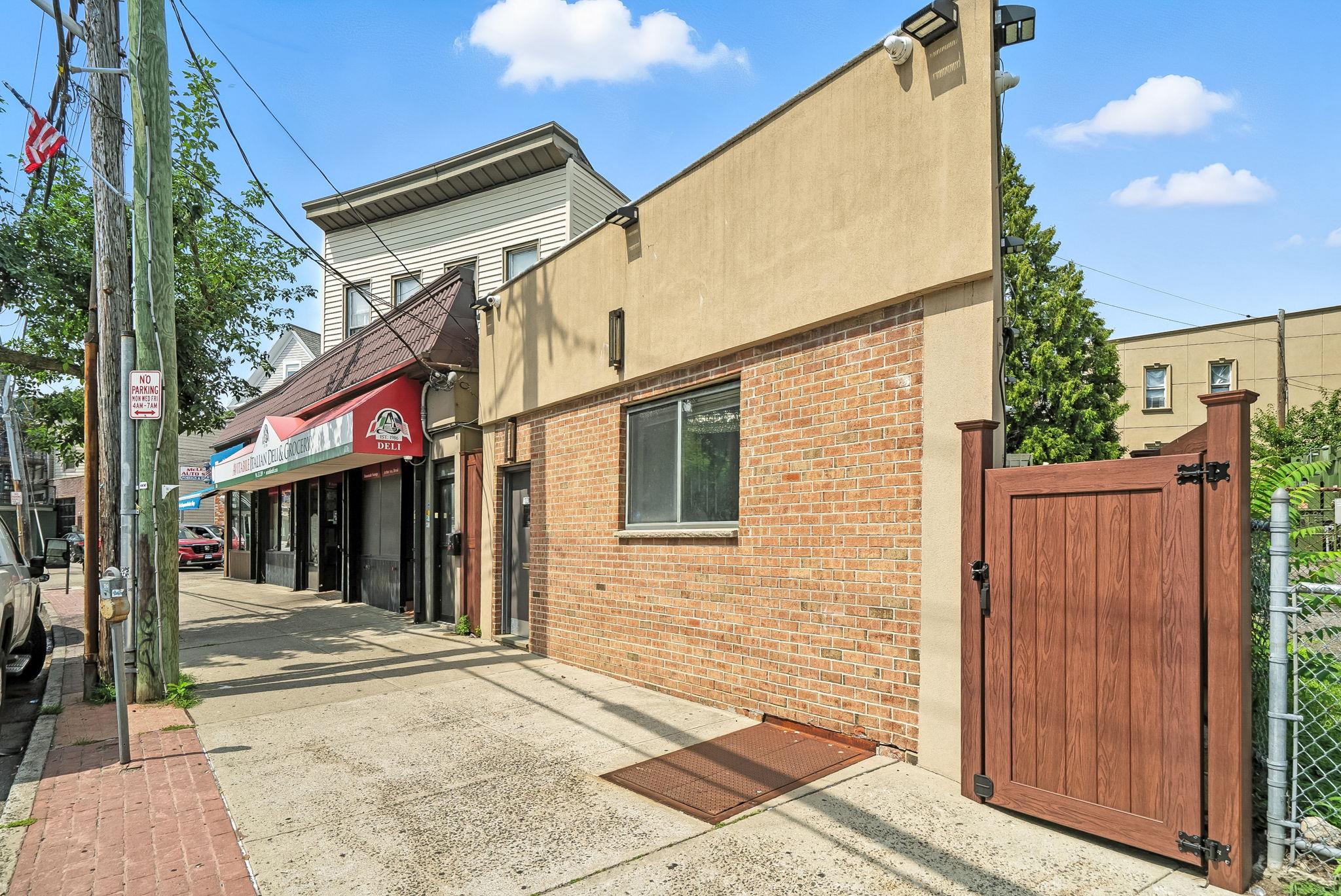 #4 photo, 1020 McLean Avenue, Yonkers , NY 10704