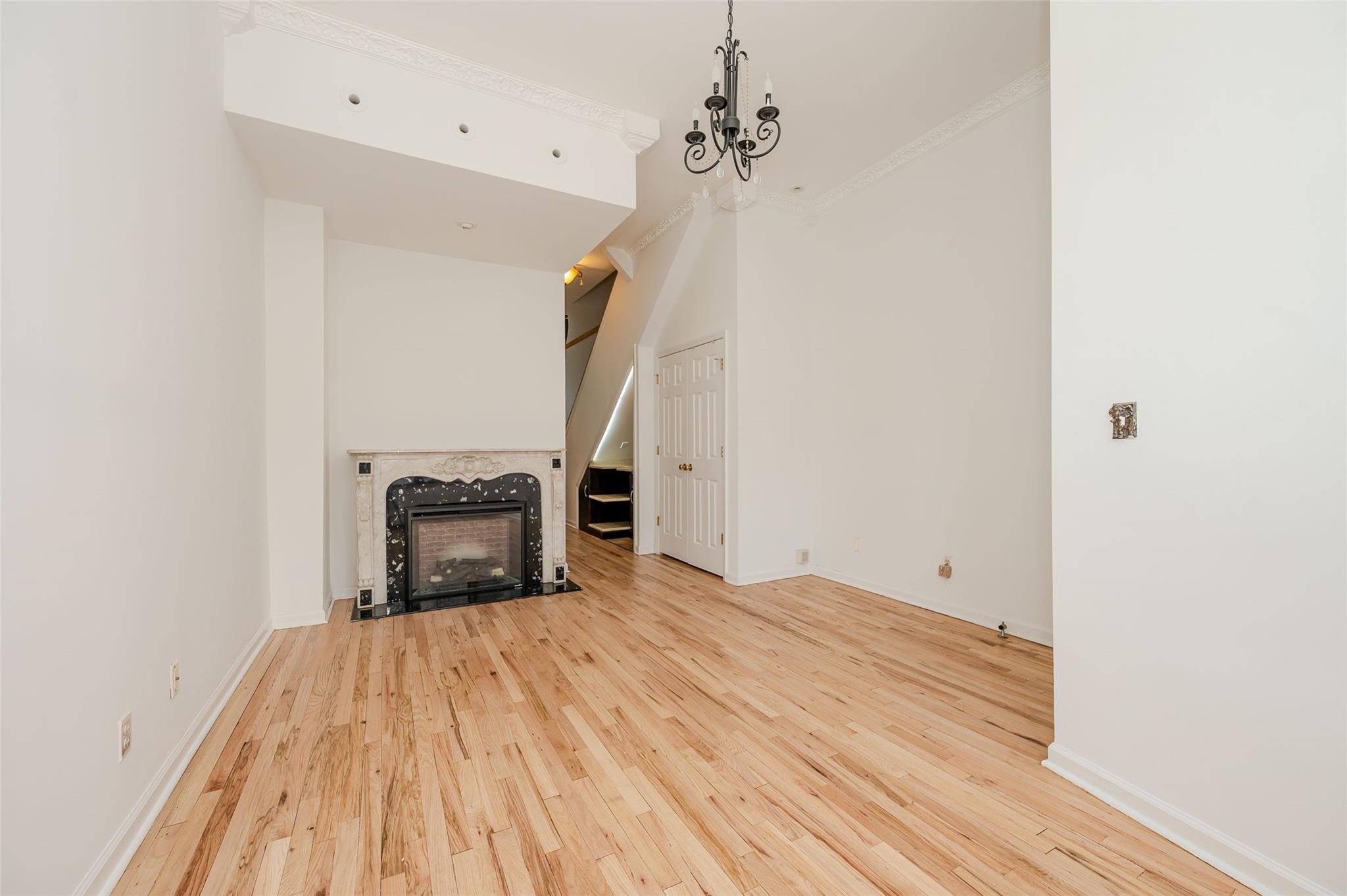 #11 photo, 130 West 132nd Street W 132nd Street, マンハッタン New York (Manhattan) , NY 10027