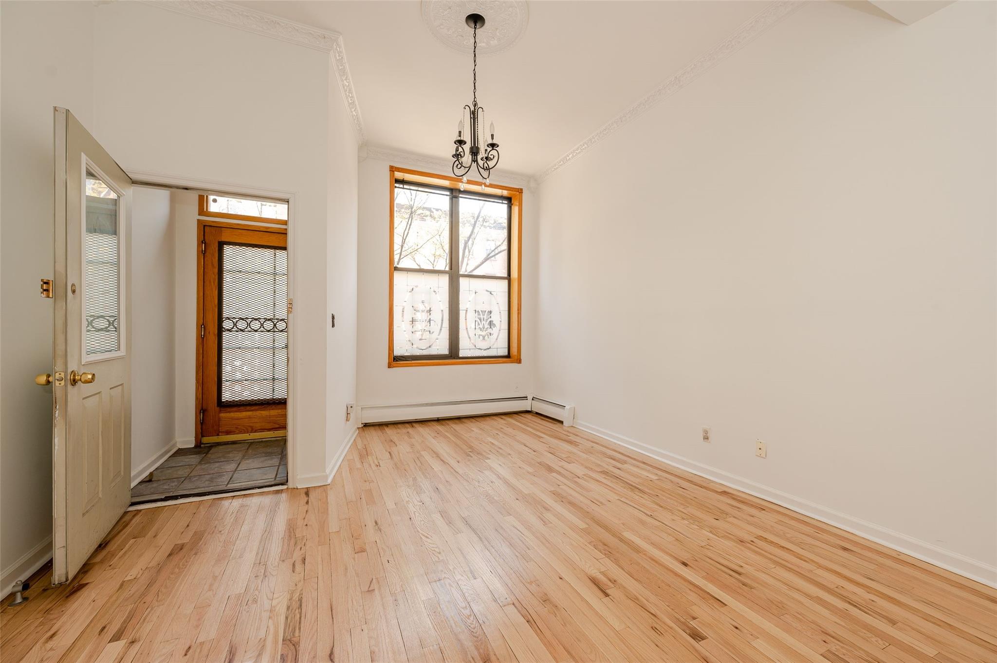 #3 photo, 130 West 132nd Street W 132nd Street, マンハッタン New York (Manhattan) , NY 10027