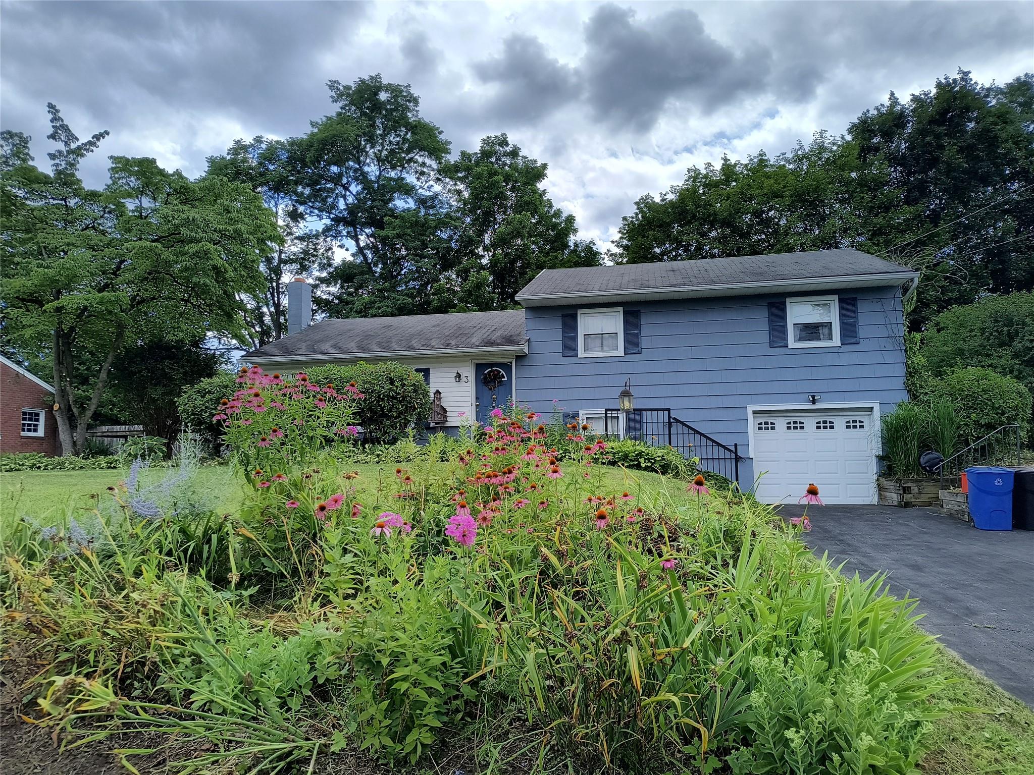 #1 photo, 3 Saint Anne Drive, 紐約州 New Windsor , NY 12553
