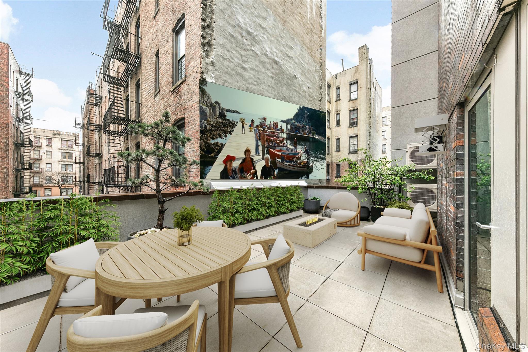 #4 photo, 40 Pinehurst Avenue, New York (Manhattan) , NY 10033