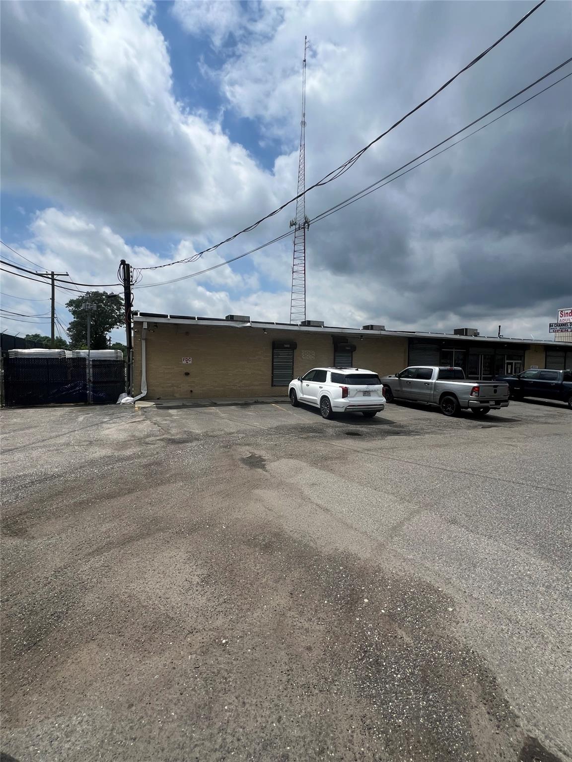 #3 photo, 920 Crooked Hill Road, サフォーク郡 Brentwood , NY 11717