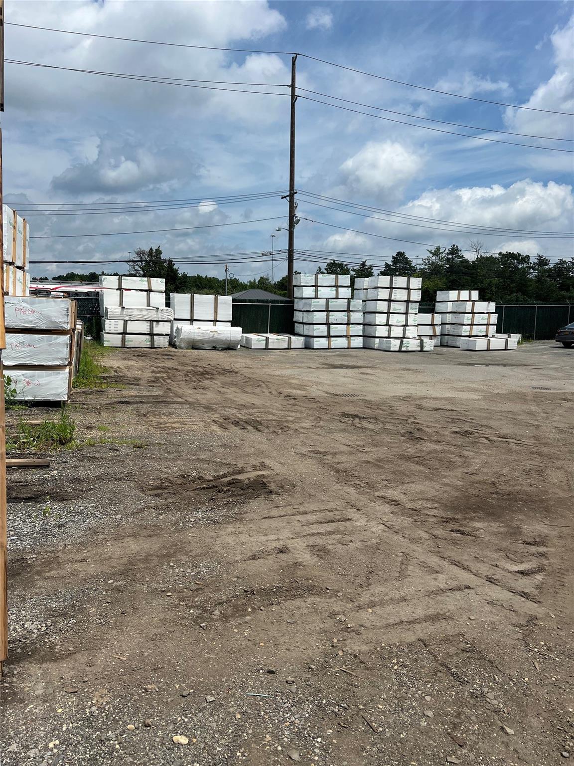 #4 photo, 920 Crooked Hill Road, サフォーク郡 Brentwood , NY 11717