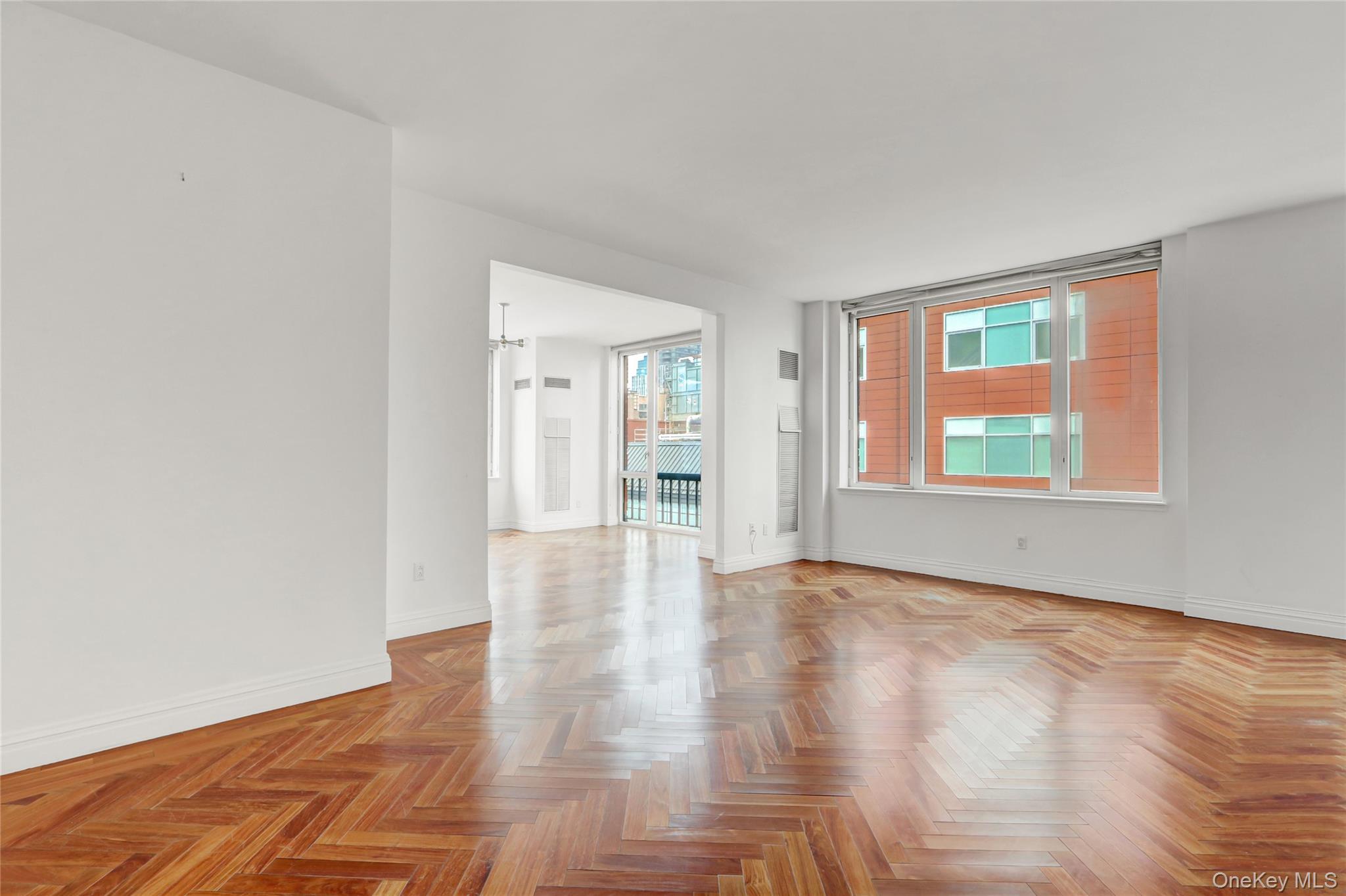 #7 photo, 90 E End Avenue, マンハッタン New York (Manhattan) , NY 10028