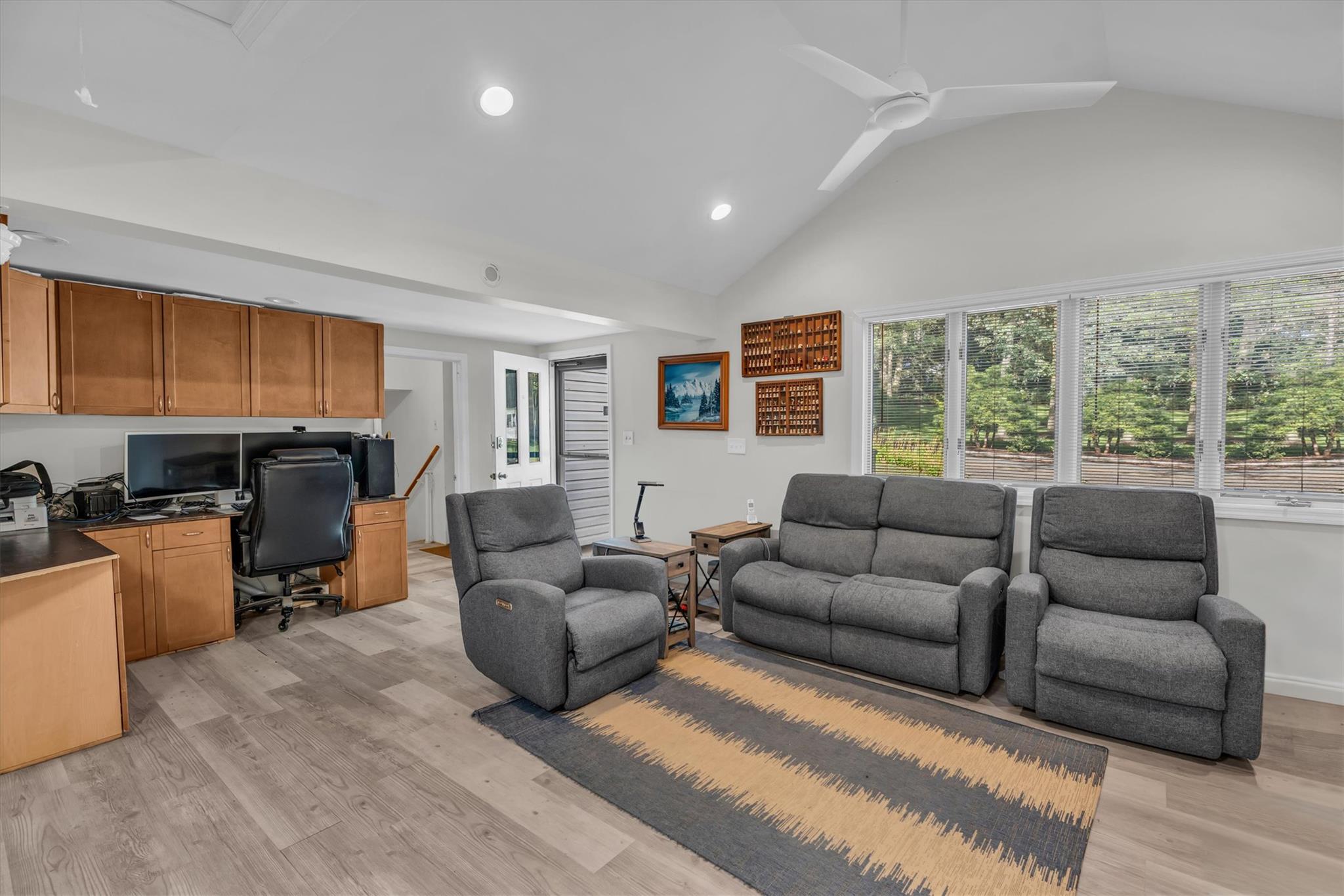 #12 photo, 4 Highland Avenue, サフォーク郡 Farmingville , NY 11738