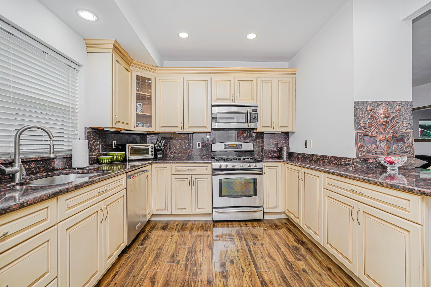 #14 photo, 60 Androvette Street, スタテンアイランド Staten Island , NY 10309