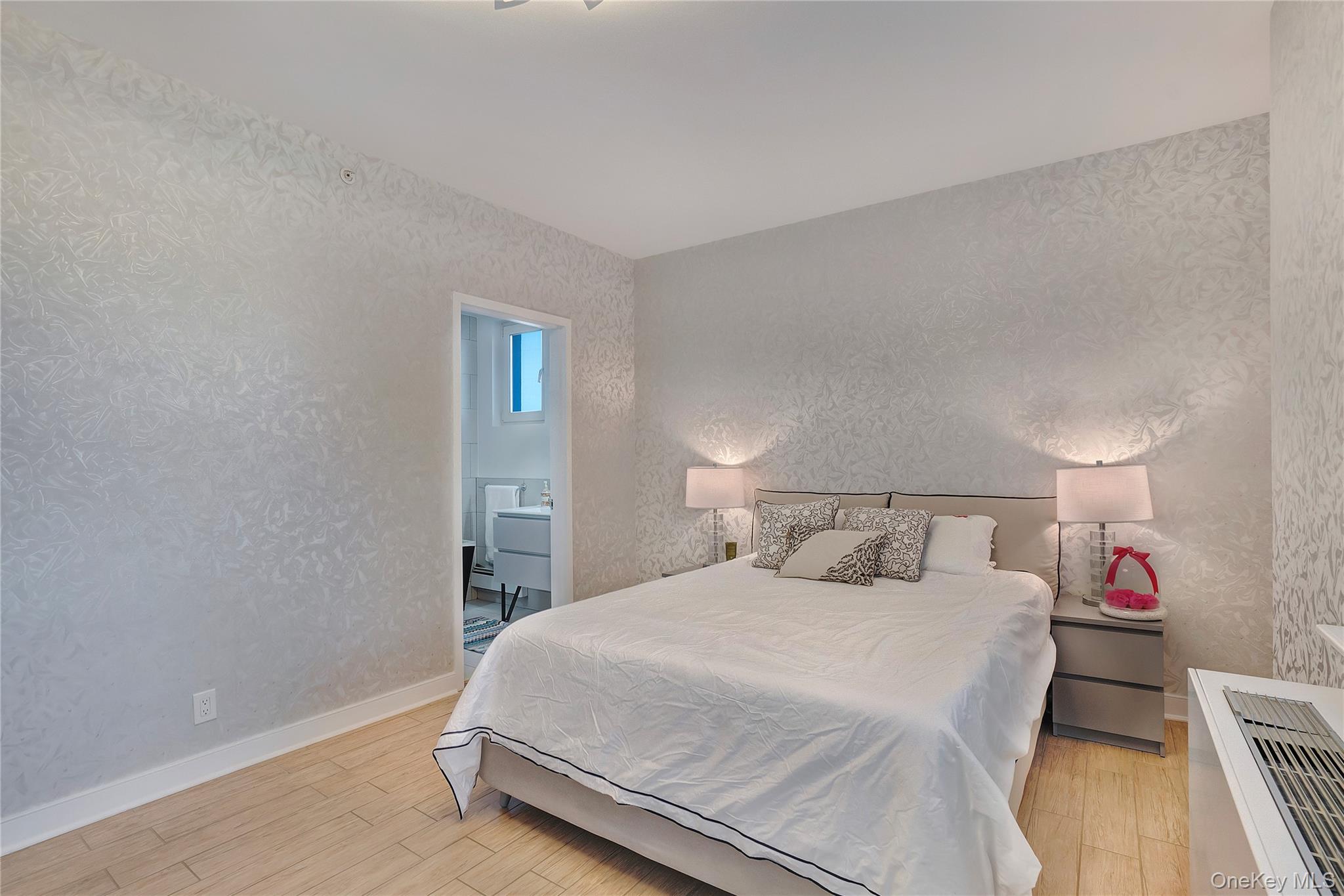 #10 photo, 118-20 Ocean Promenade, クイーンズ区 Far Rockaway , NY 11694