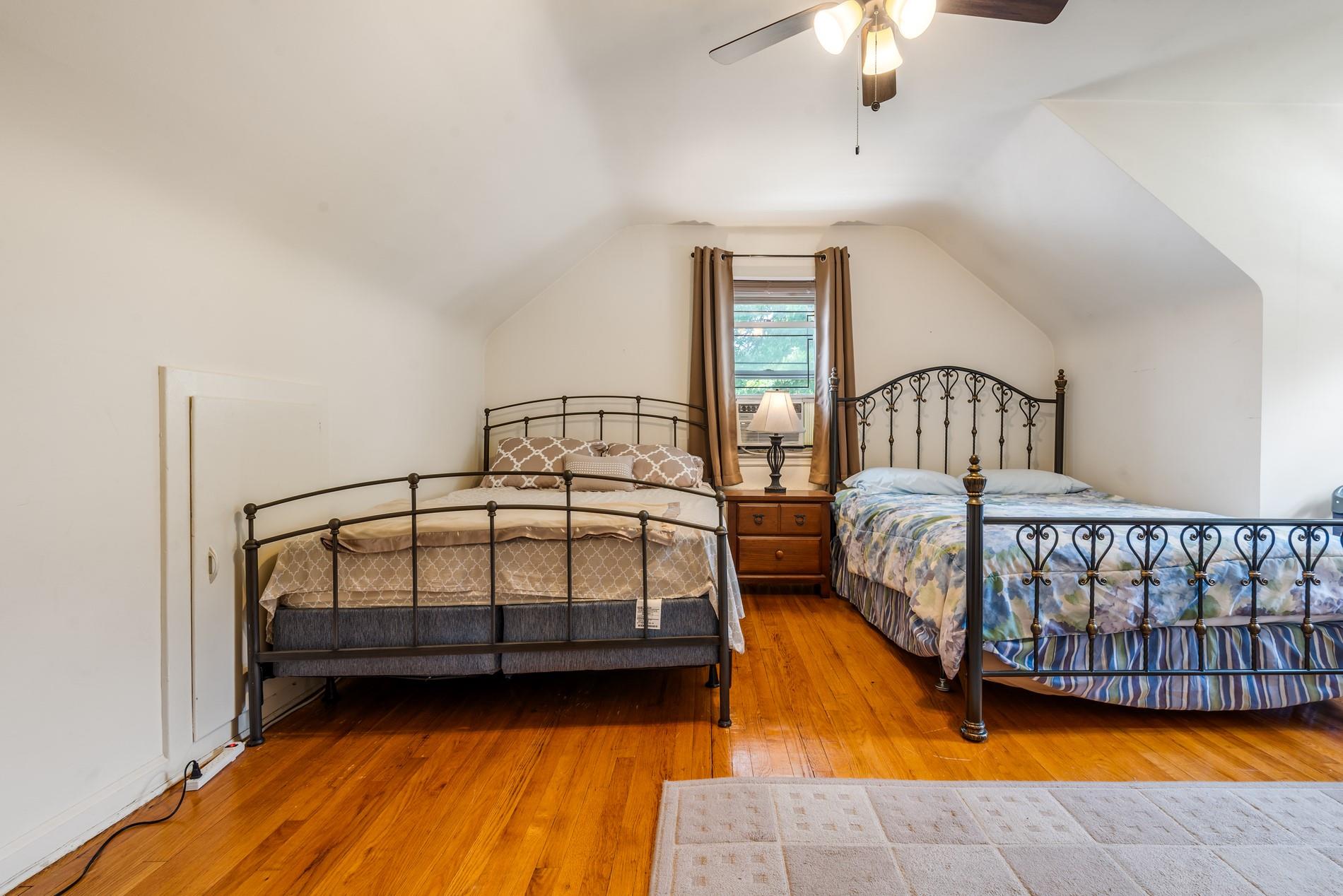 #19 photo, 198-16 Mc Laughlin Avenue, クイーンズ区 Holliswood , NY 11423