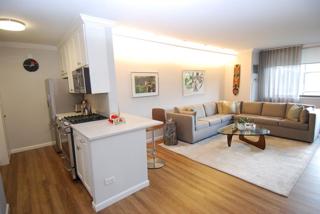 #9 photo, 27110 Grand Central Parkway, クイーンズ区 Floral Park , NY 11005