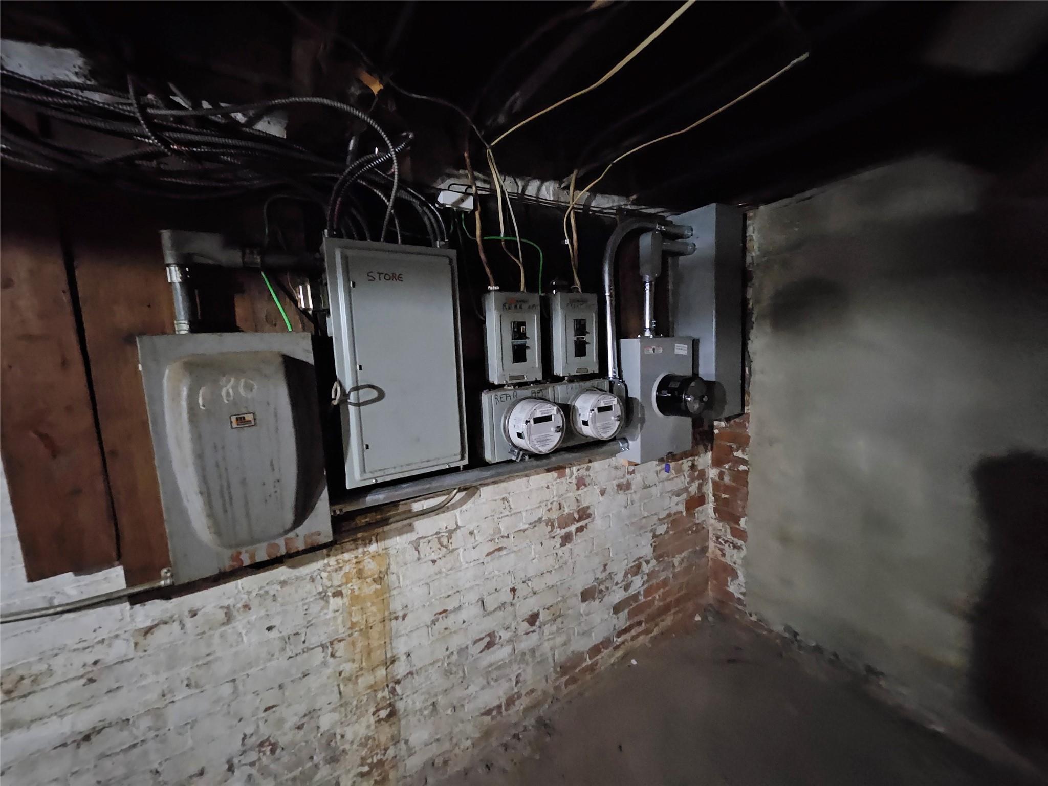 #14 photo, 180 Jericho Turnpike, ナッソー郡 Floral Park , NY 11001