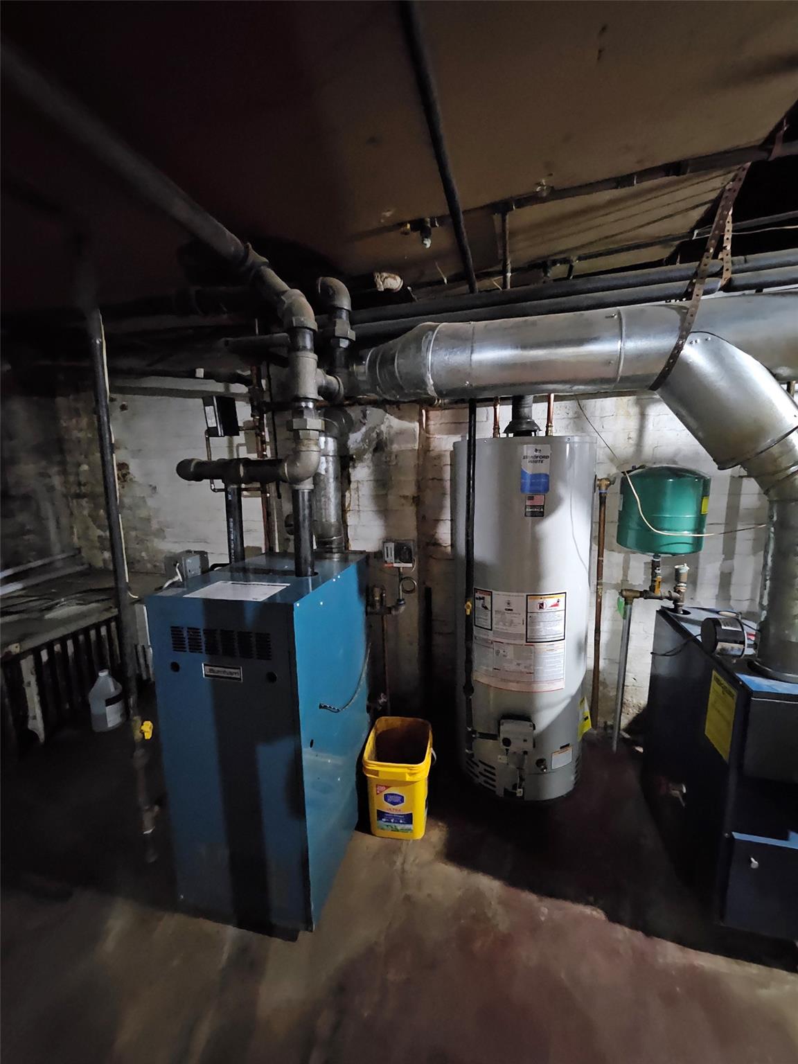 #16 photo, 180 Jericho Turnpike, ナッソー郡 Floral Park , NY 11001