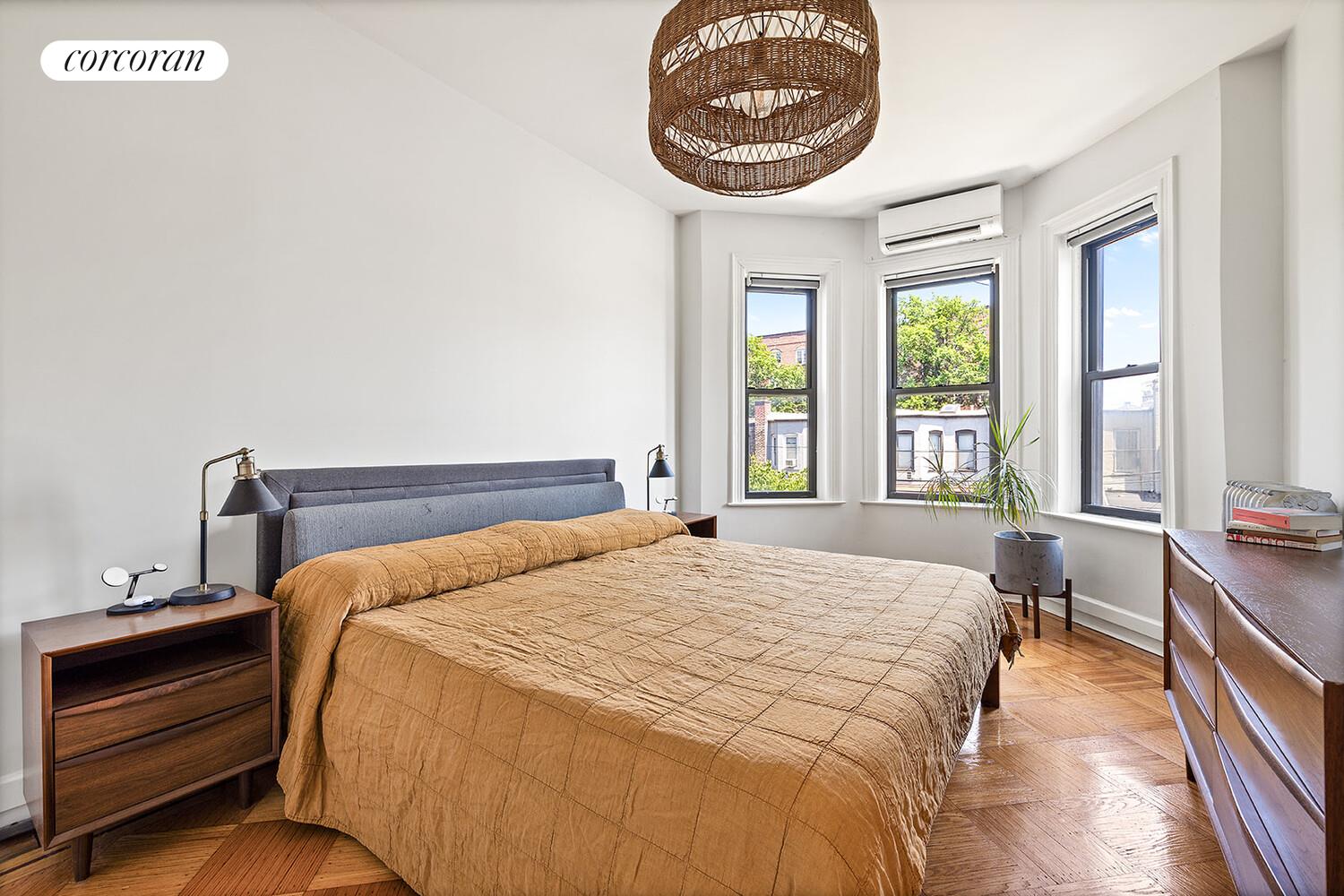 #8 photo, 621 80TH Street, ブルックリン区 Bay Ridge , NY 11209