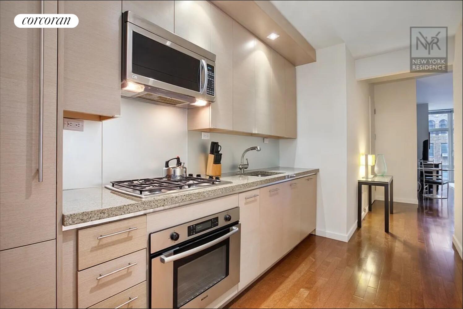 #7 photo, 1600 BROADWAY, マンハッタン Midtown , NY 10019