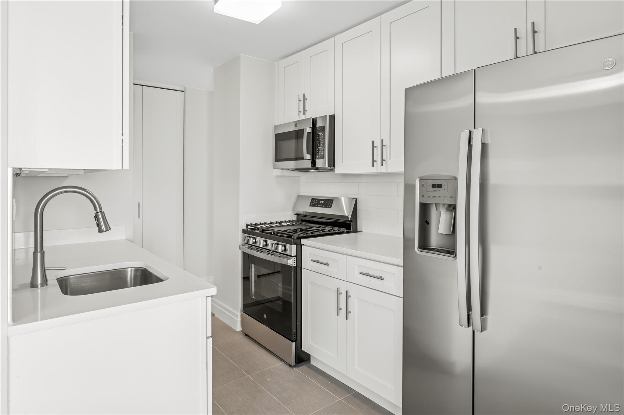 #9 photo, 3333 Henry Hudson Parkway, ブロンクス区 Bronx , NY 10463