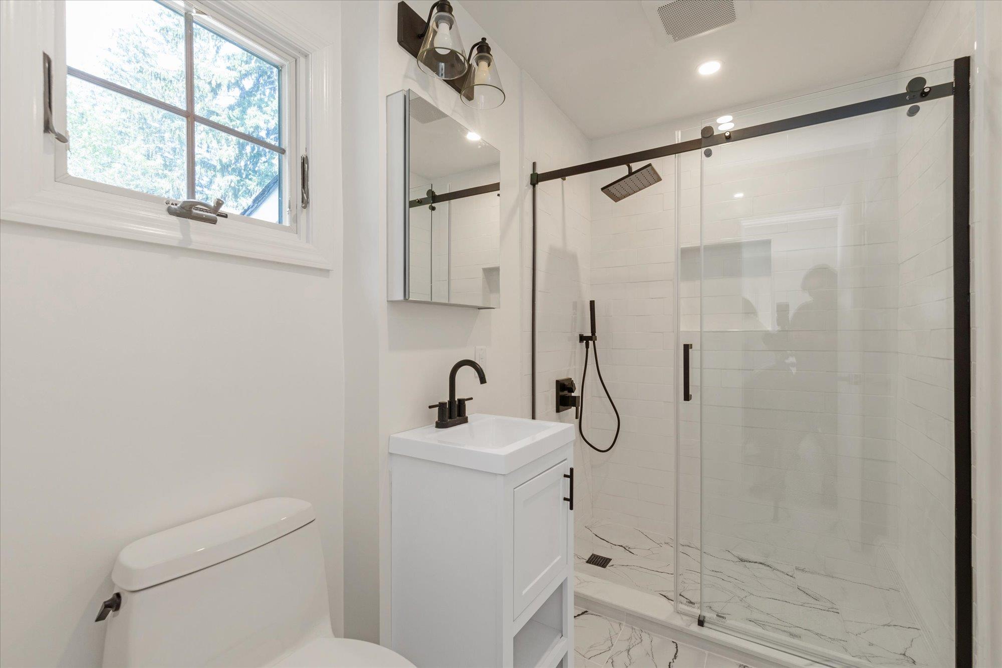 #14 photo, 79 Cove Road, 롱 아일랜드 Oyster Bay Cove , NY 11771