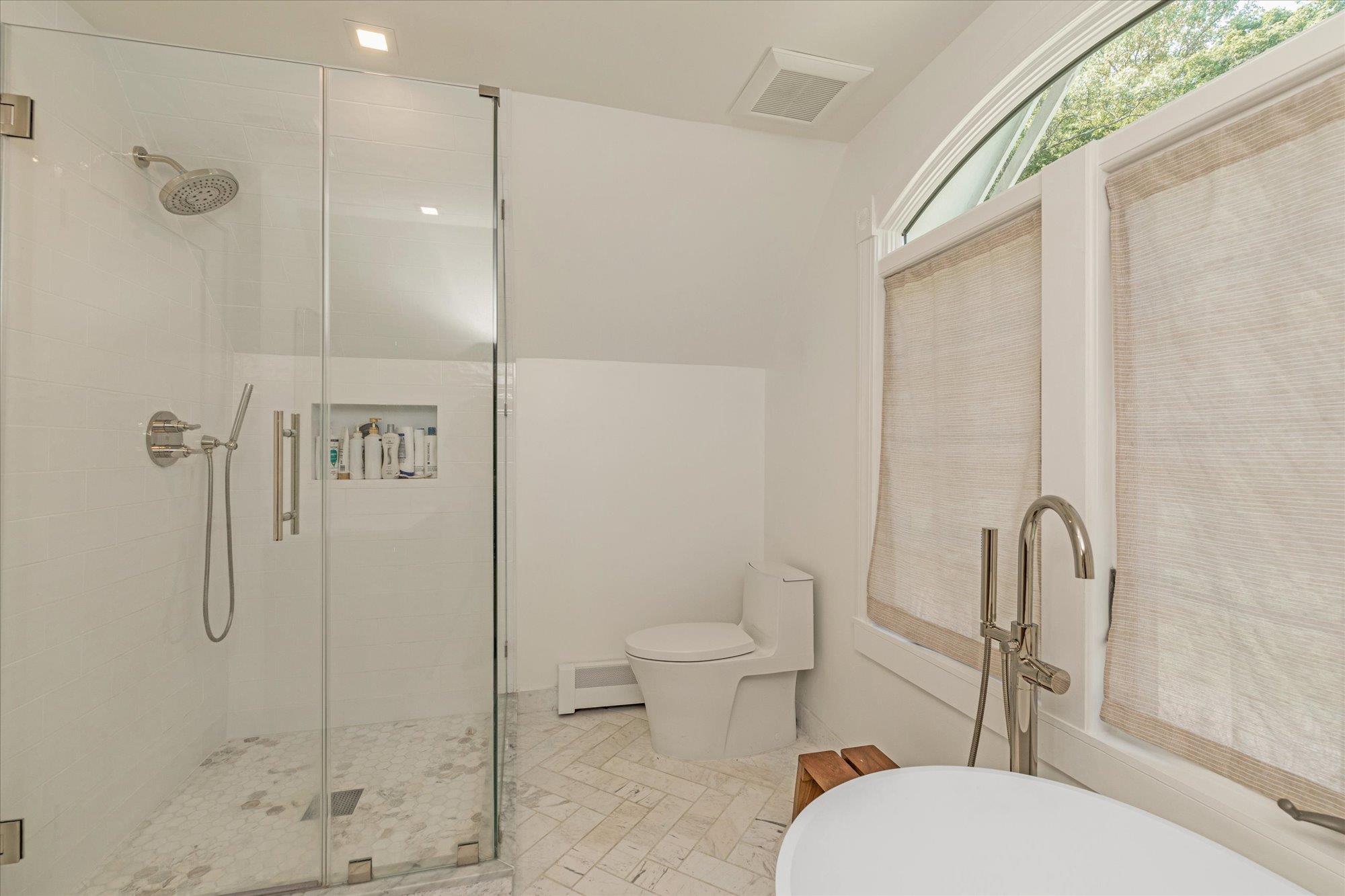 #15 photo, 79 Cove Road, 롱 아일랜드 Oyster Bay Cove , NY 11771