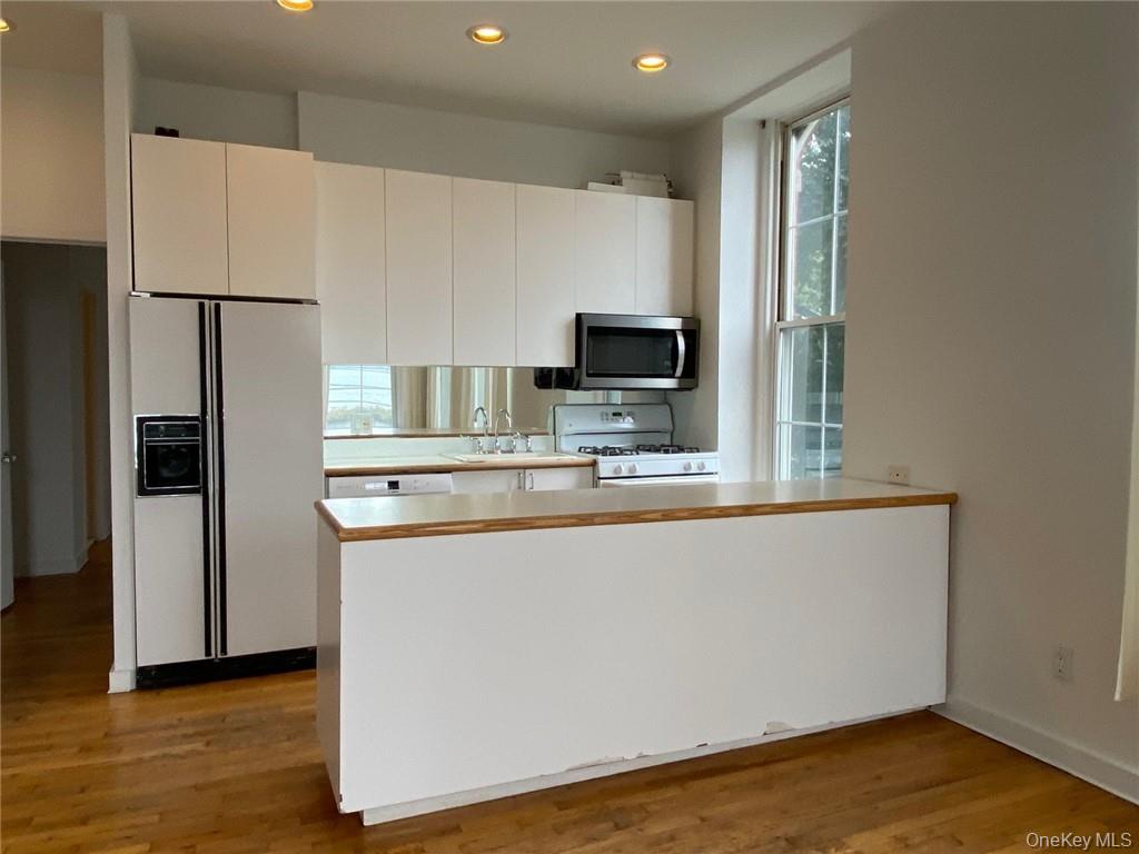 #11 photo, 2 N Water Street, Ossining , NY 10562