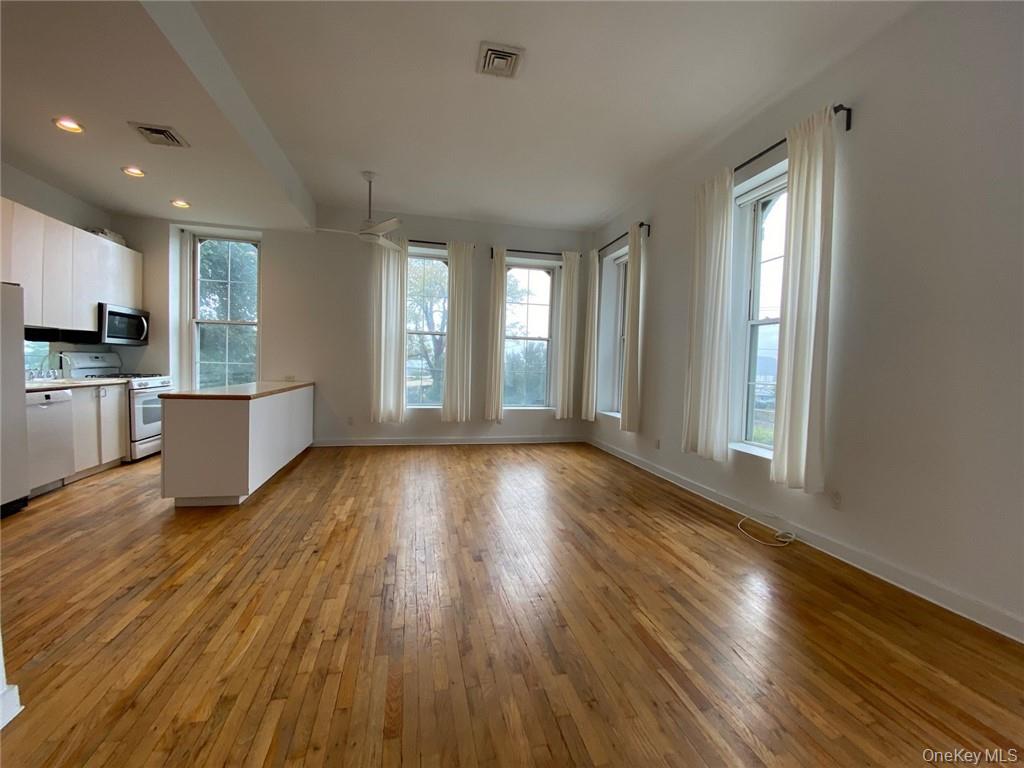 #7 photo, 2 N Water Street, Ossining , NY 10562