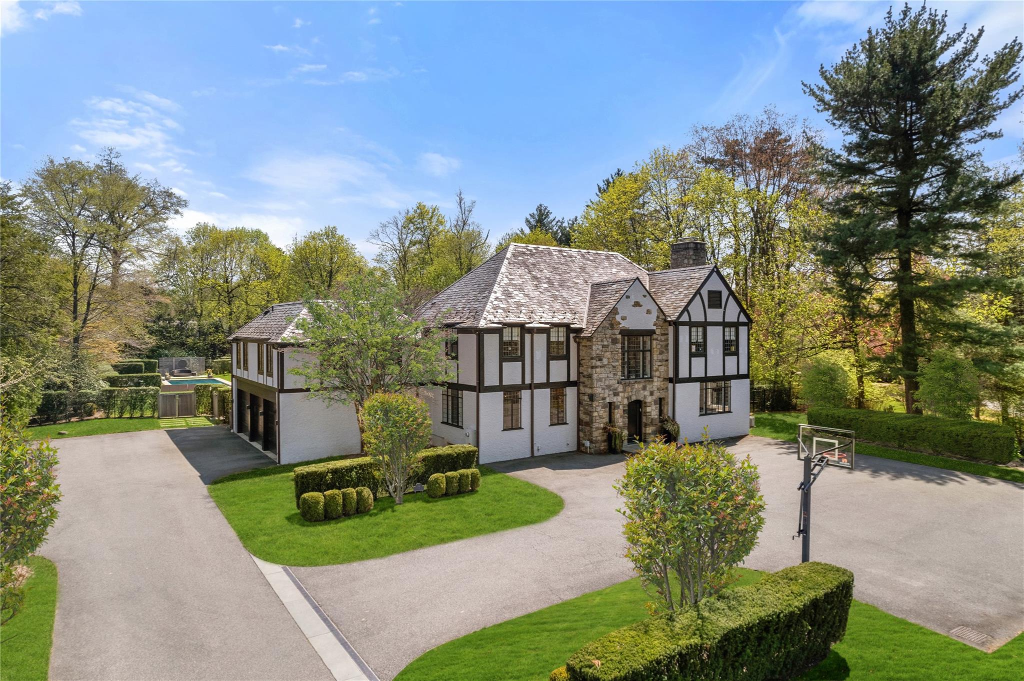 #1 photo, 38 Park Road, Scarsdale , NY 10583