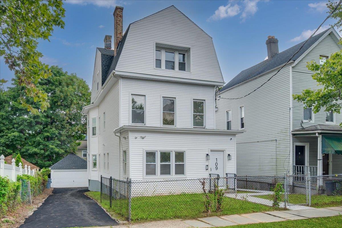 #1 photo, 109 S 1st Avenue, Mount Vernon , NY 10550