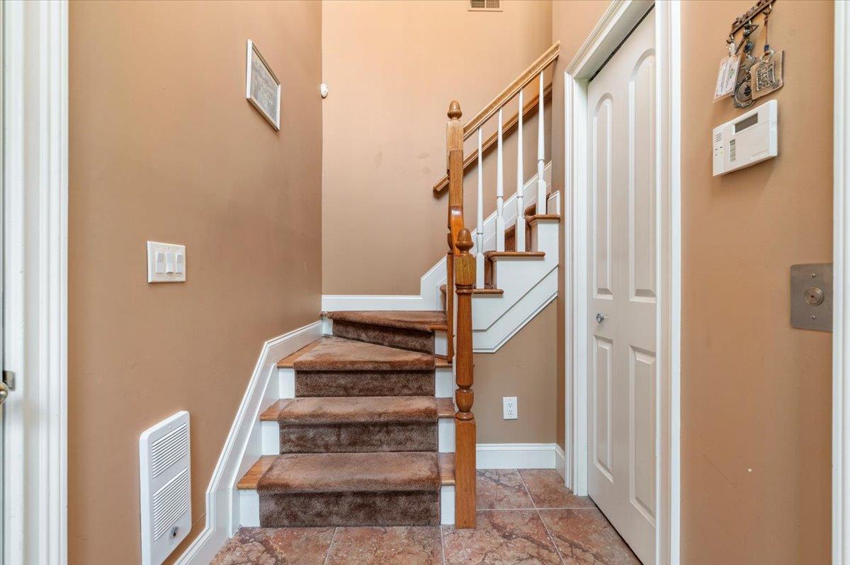 #2 photo, 481 Pacing Way, ナッソー郡 Westbury , NY 11590