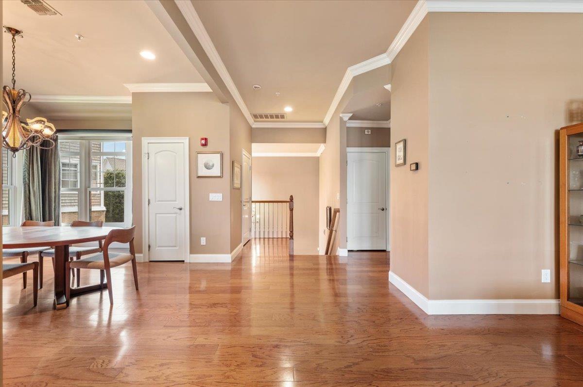 #9 photo, 481 Pacing Way, ナッソー郡 Westbury , NY 11590