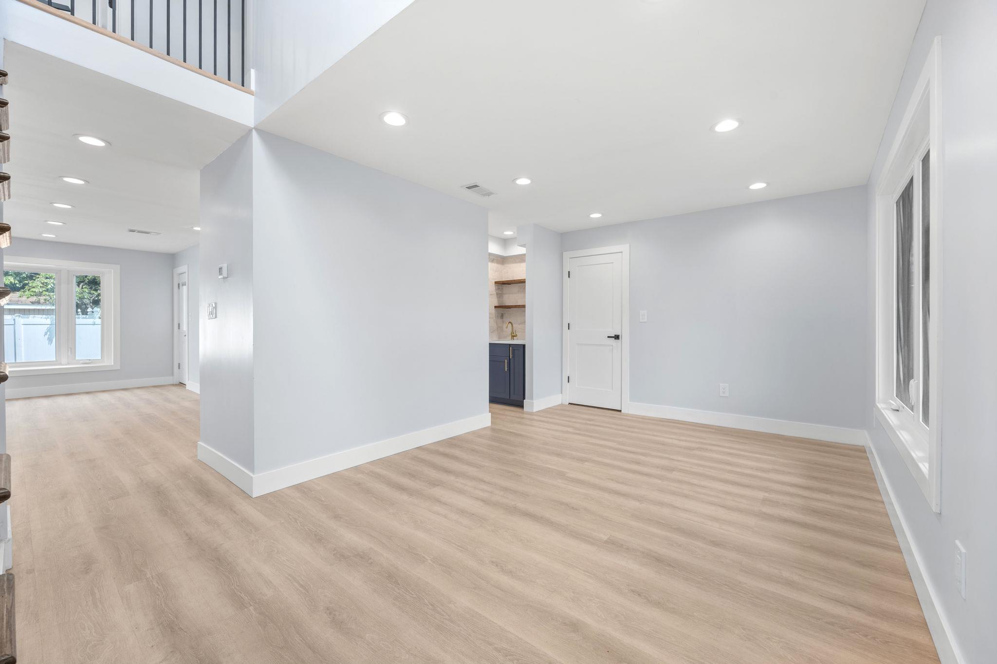 #5 photo, 39 Stirrup Lane, Levittown , NY 11756