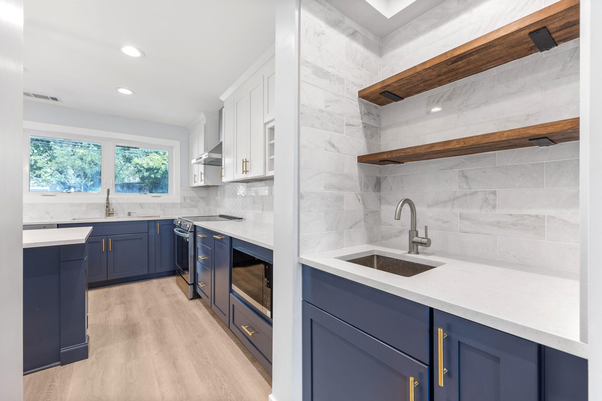 #9 photo, 39 Stirrup Lane, Levittown , NY 11756