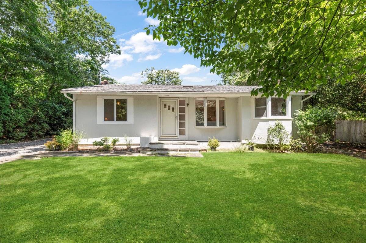 #1 photo, 56 W DONELLAN RD, 東長島 汉普顿 Hampton Bays , NY 11946