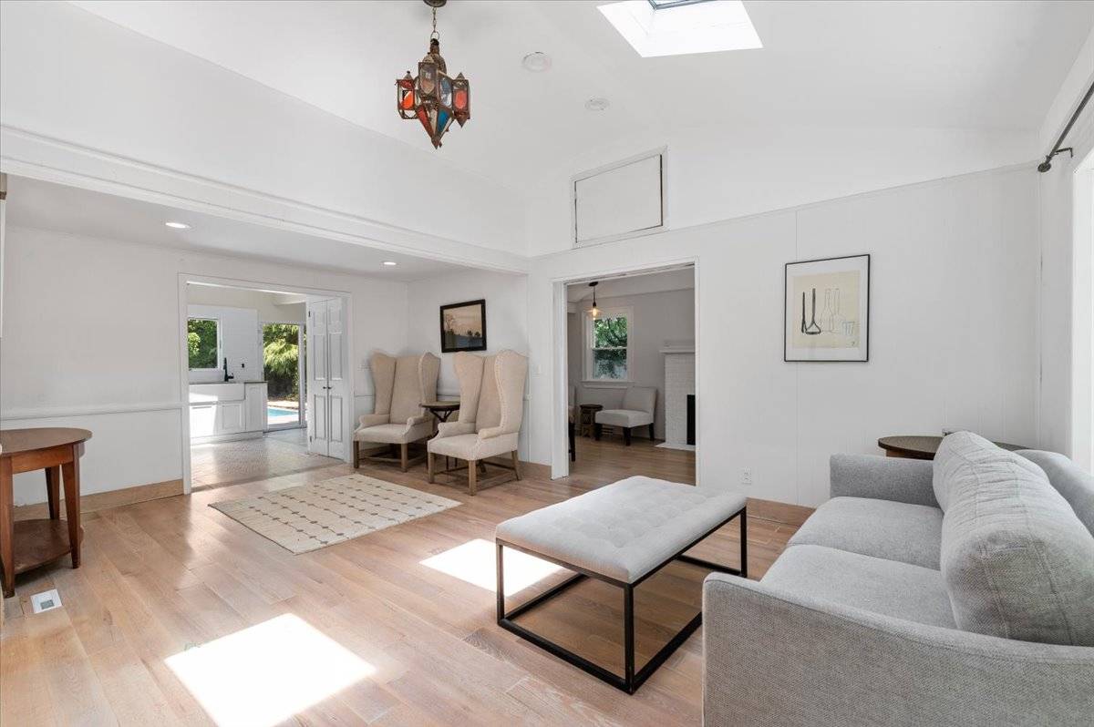 #6 photo, 56 W DONELLAN RD, サフォーク郡 Hampton Bays , NY 11946