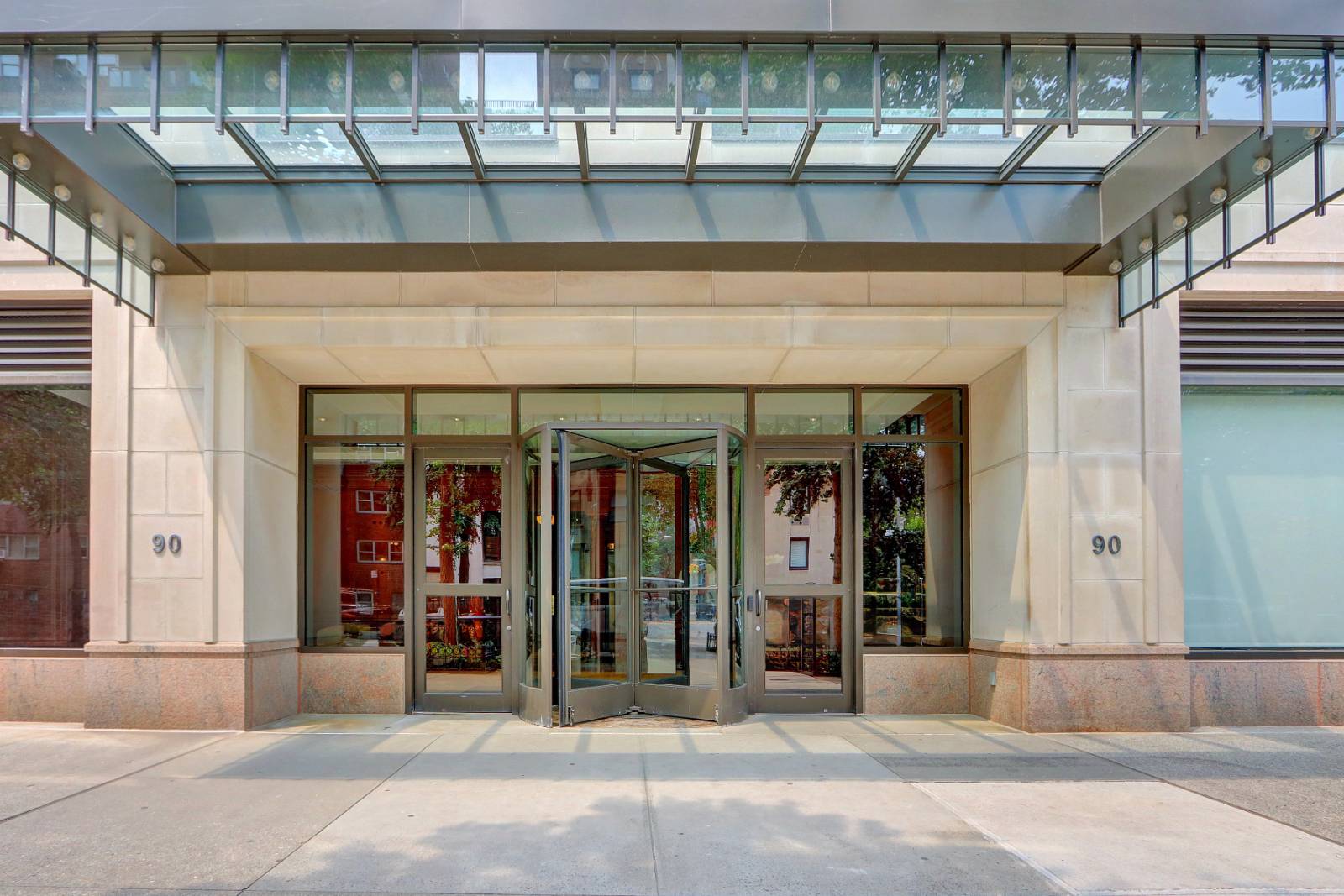 #1 photo, 90 East End Avenue, #10B, Yorkville , NY 10028