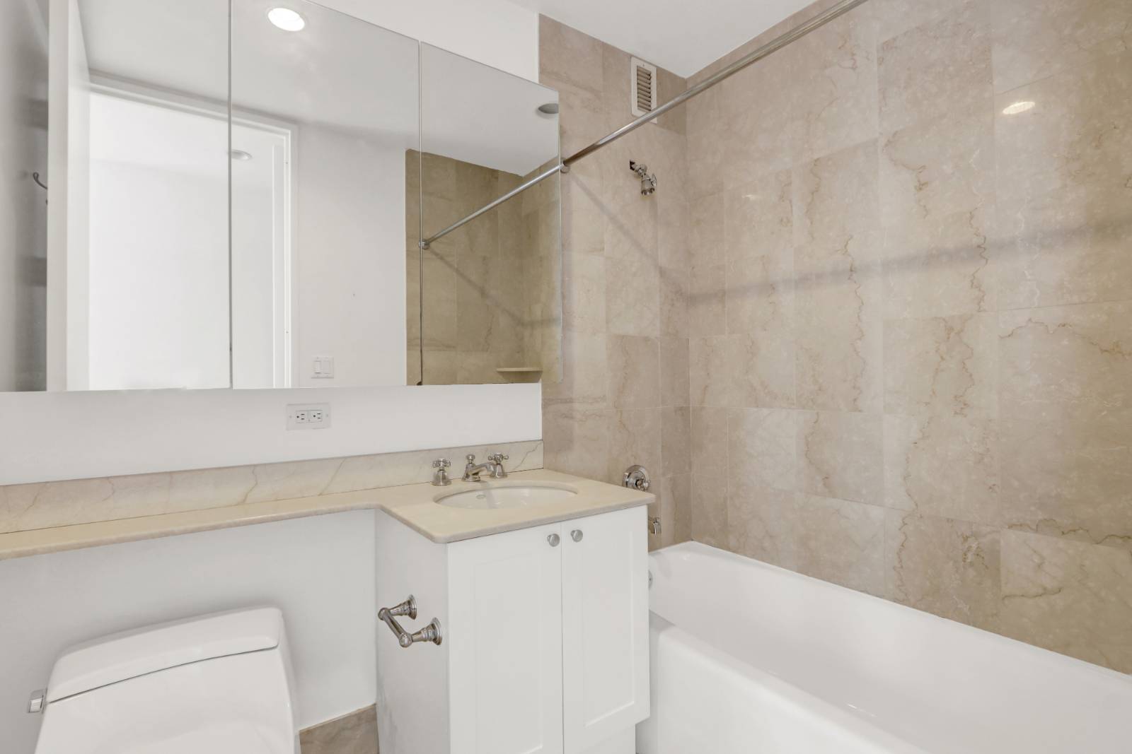 #22 photo, 90 East End Avenue, #10B, マンハッタン Yorkville , NY 10028