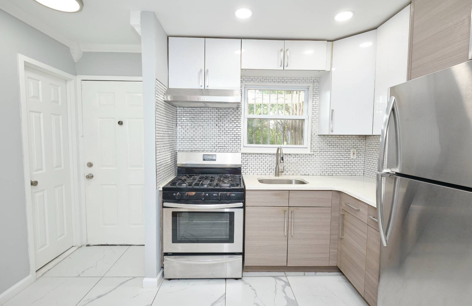 #4 photo, 258 Lott Avenue, Brownsville , NY 11212