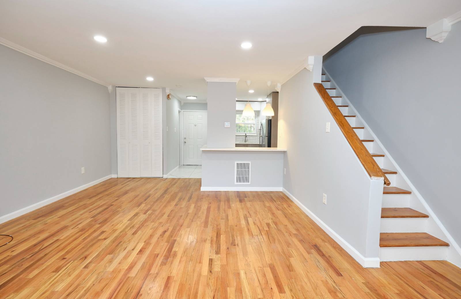 #9 photo, 258 Lott Avenue, Brownsville , NY 11212