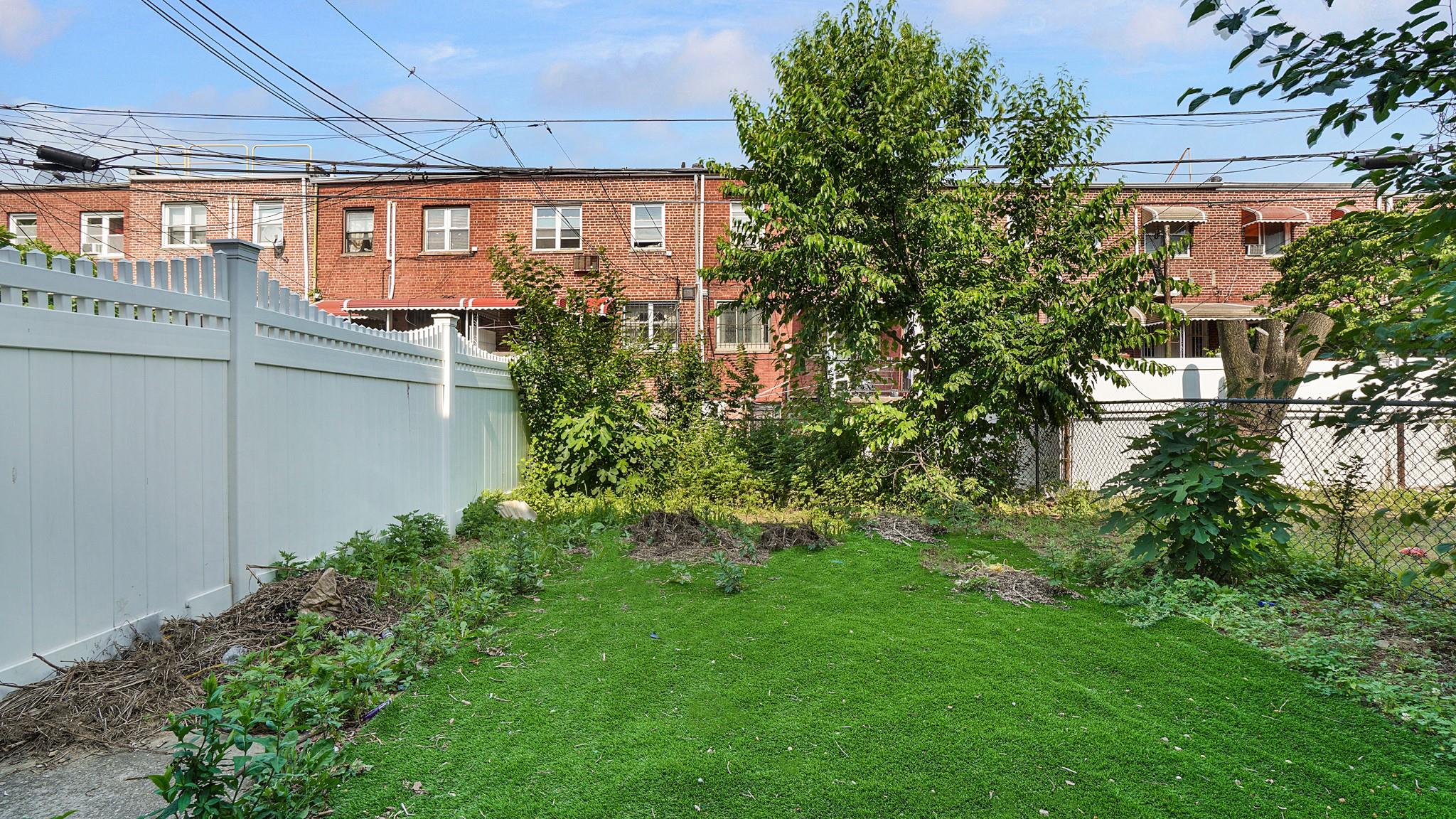 #11 photo, 93 E 57th Street, 브루클린 Brooklyn , NY 11203