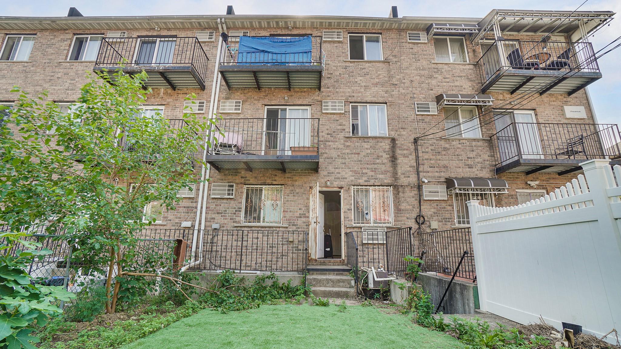 #12 photo, 93 E 57th Street, 브루클린 Brooklyn , NY 11203